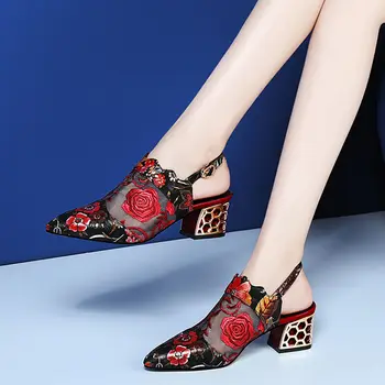 Женские кружевные босоножки с цветочной сеткой и пряжкой на ремне, женские весенние туфли на высоком каблуке, классические босоножки с острым носком, женская обувь для вечеринок