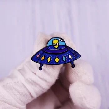 Эмалированный значок с инопланетным НЛО, Брошь в стиле космического корабля, Коллекционные модные ювелирные аксессуары